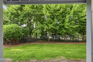 330 Princeton Court, Shrewsbury, NJ 07702 - Photo 32