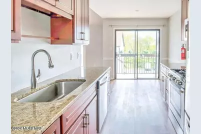 20 Tower Hill Drive #1009, Red Bank, NJ 07701 - Photo 8
