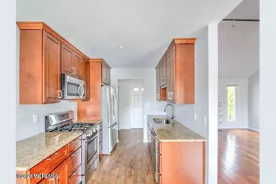 20 Tower Hill Drive #1009, Red Bank, NJ 07701 - Photo 6