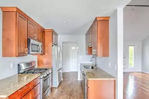 20 Tower Hill Dr, Red Bank, NJ 07701 - Photo 6