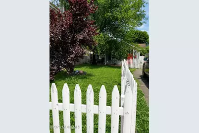 37 Myrtle Avenue, Keyport, NJ 07735 - Photo 2