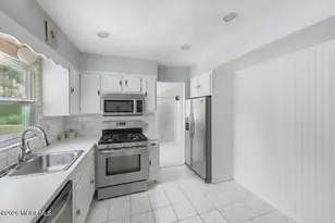 12 Villanova Rd, Sayreville, NJ 08859 - Photo 4