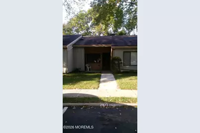 208 Covered Bridge Boulevard #D, Manalapan Township, NJ 07726 - Photo 2