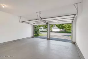 52 Skyline Dr, Lakewood, NJ 08701 - Photo 24