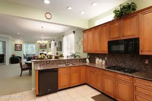 7 Oakhill Ct, Jackson, NJ 08527 - Photo 10