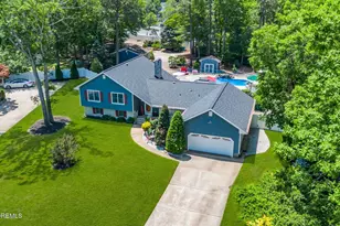 208 Quail Ln S, Lanoka Harbor, NJ 08734 - Photo 2