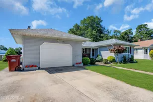 23 Fontana St, Toms River Township, NJ 08757 - Photo 2