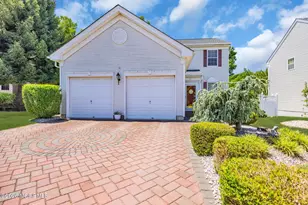 70 Waterford Ave, Morganville, NJ 07751 - Photo 2