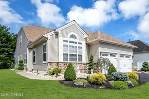 9 Ignatius Dr, Manchester Township, NJ 08759 - Photo 2
