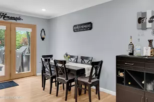 17 Eliot Rd, Manalapan Township, NJ 07726 - Photo 12