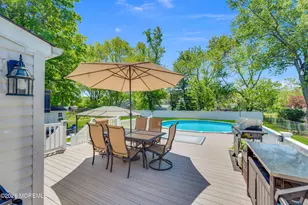 17 Eliot Rd, Manalapan Township, NJ 07726 - Photo 16