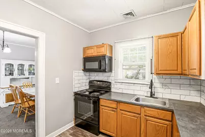 467 Gorham Avenue, Woodbridge Township, NJ 07095 - Photo 10