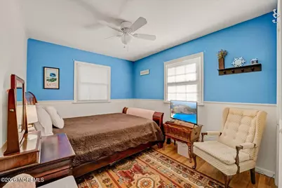 5 Brook Street, Red Bank, NJ 07701 - Photo 16