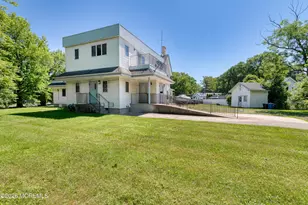795 Harmony Rd, Middletown, NJ 07748 - Photo 4