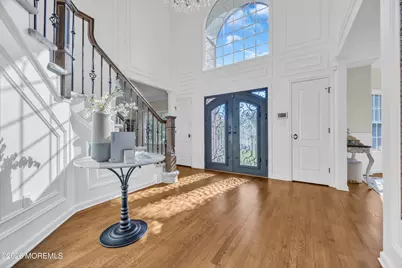 215 Navajo Court, Morganville, NJ 07751 - Photo 4