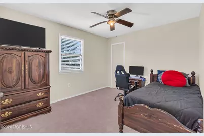 1332 Broadway Boulevard, Toms River Township, NJ 08757 - Photo 18