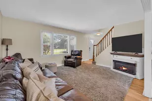 1332 Broadway Blvd, Toms River Township, NJ 08757 - Photo 8