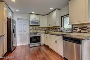 1 Hillside Ave, Hazlet Township, NJ 07734 - Photo 8