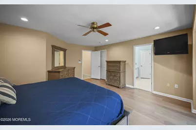 60 Waterford Avenue, Morganville, NJ 07751 - Photo 32
