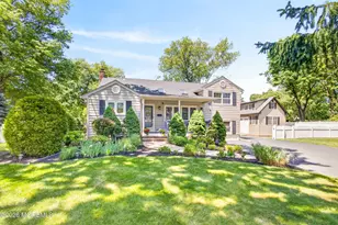 21 Karyn Ter E, Middletown, NJ 07748 - Photo 2