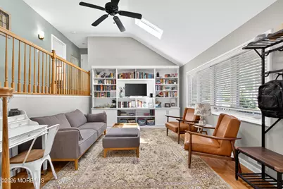 21 Karyn Terrace E, Middletown, NJ 07748 - Photo 8
