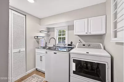 21 Karyn Terrace E, Middletown, NJ 07748 - Photo 32