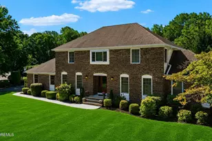 1 Cook Pl, Middletown, NJ 07748 - Photo 2