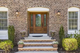 1 Cook Pl, Middletown, NJ 07748 - Photo 12