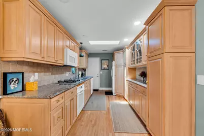86 Laurel Drive, Fair Haven, NJ 07704 - Photo 8