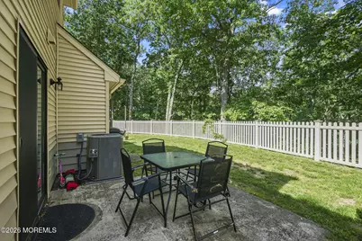 401 Wildflower Court, Jackson, NJ 08527 - Photo 18
