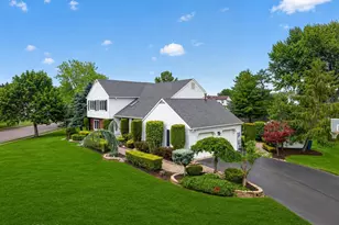 10 Damascus Dr, Marlboro Township, NJ 07746 - Photo 4