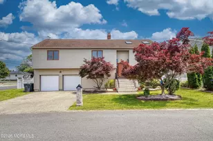 17 Fontainebleau Dr, Brick, NJ 08723 - Photo 1