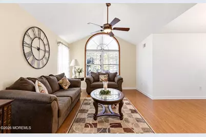 4 Rosewood Court, Lakewood, NJ 08701 - Photo 10