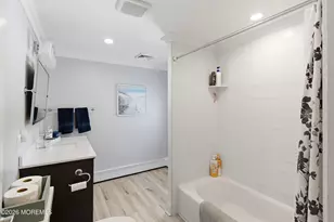 45 Compton St, Belford, NJ 07718 - Photo 20