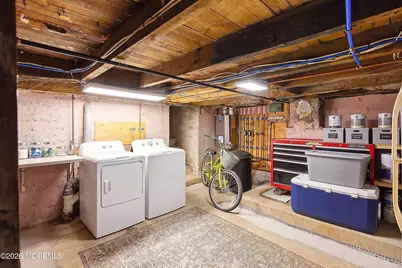 45 Compton Street, Belford, NJ 07718 - Photo 26