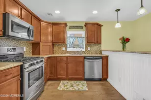 401 Walnut St, Port Monmouth, NJ 07758 - Photo 6