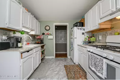 904 Central Avenue, Union Beach, NJ 07735 - Photo 10