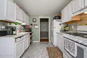 904 Central Ave, Union Beach, NJ 07735 - Photo 10