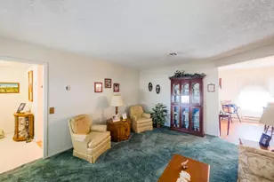 564A Old Nassau Rd, Monroe Township, NJ 08831 - Photo 8
