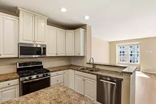 407 Susquehanna St, Toms River Township, NJ 08755 - Photo 4