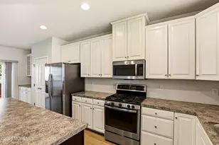 407 Susquehanna St, Toms River Township, NJ 08755 - Photo 6