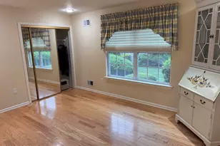 130 Skyline Dr, Lakewood, NJ 08701 - Photo 8