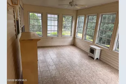 130 Skyline Drive, Lakewood, NJ 08701 - Photo 4