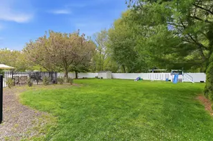 8 Arboretum Dr, Jackson, NJ 08527 - Photo 4