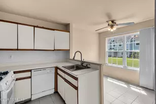 2 Stirrup Ct, Tinton Falls, NJ 07753 - Photo 8