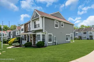 2 Stirrup Ct, Tinton Falls, NJ 07753 - Photo 2
