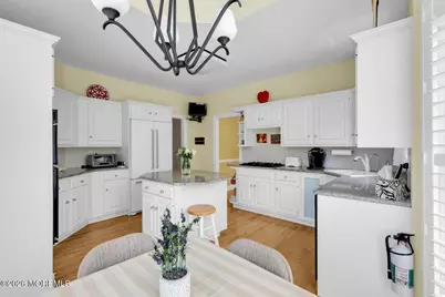 11 Old Farm Road, Little Silver, NJ 07739 - Photo 6