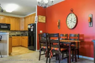 314 Mill Pond Wy, Eatontown, NJ 07724 - Photo 8