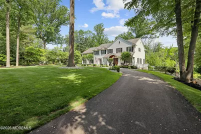 92 Tulip Lane, Colts Neck Township, NJ 07722 - Photo 4