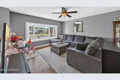 24 Eliot Road, Manalapan Township, NJ 07726 - Photo 16